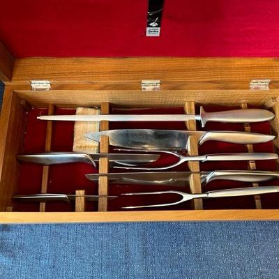 Lot 88 Herbert Legendary Blades knives & carving set