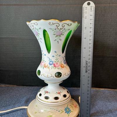Lot 89 Floral lamp