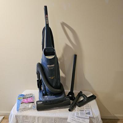 Kenmore Progressive Intel-Clean Vacuum & More (BS-JS)