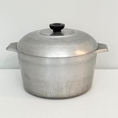 MAGNALITE ~ GHC ~ 6 Qt. Stock Pot With Lid