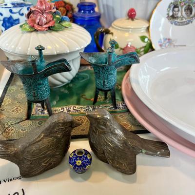 Vintage ceramic collectible Salt Pepper dinnerware