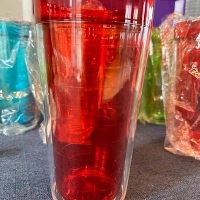 Lot 137 kitchen items