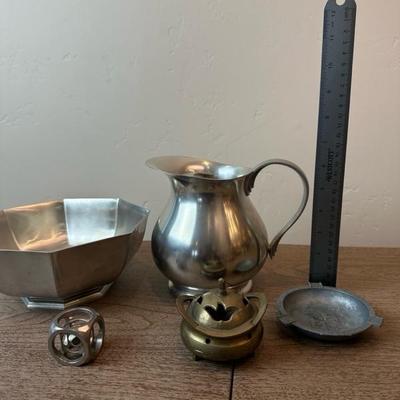 Lot 163 Metal home decor items