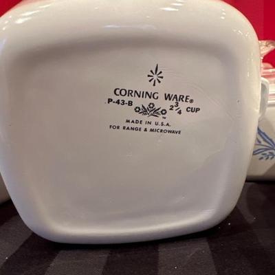 Lot 145 Corning blue corn flower ware cookware