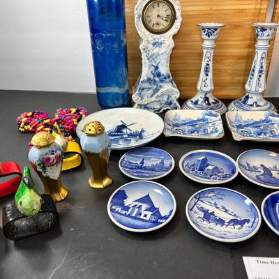 Delft Blue clock, Copenhagen plates