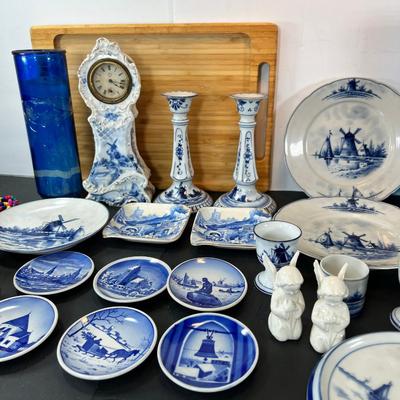 Delft Blue clock, Copenhagen plates