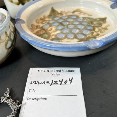 Louisville Stoneware Plates