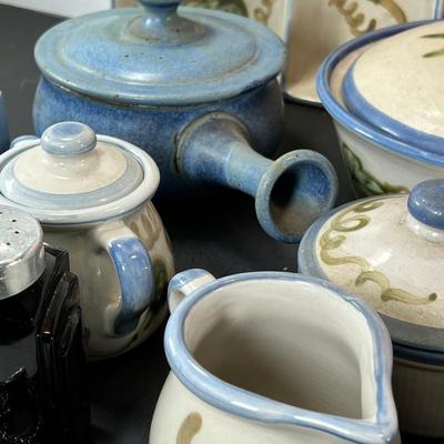 Louisville Stoneware Plates