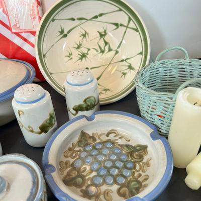 Louisville Stoneware Plates