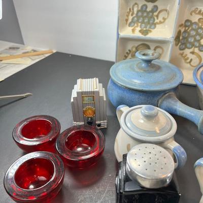 Louisville Stoneware Plates