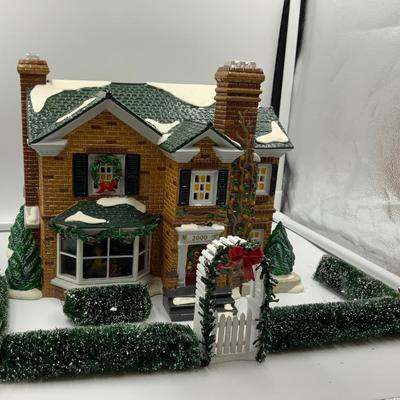 2000 Holly Lane