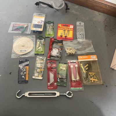 Hardware & More (G-MG)