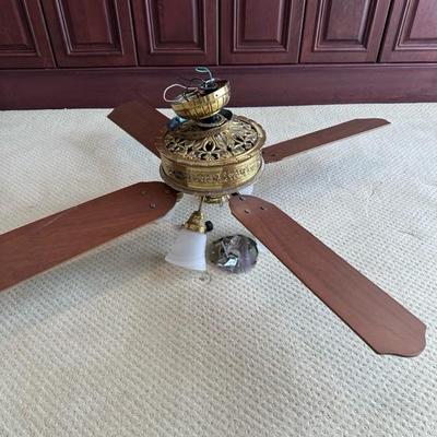 Lot 217 Hunter ceiling fan with light kit