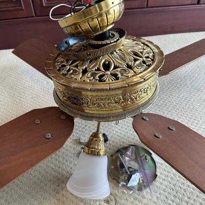Lot 217 Hunter ceiling fan with light kit