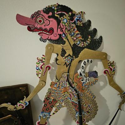 Wayang Klitik-Style Shadow Puppets & More (D-JS)