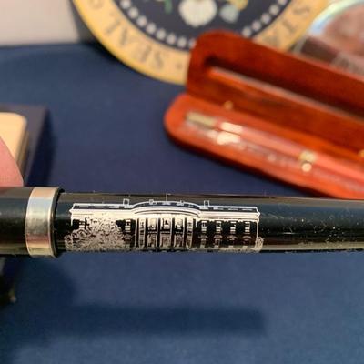 White House Collectibles Lot