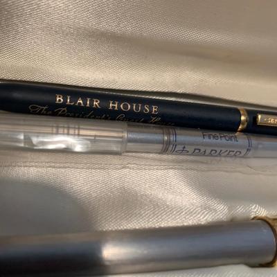 White House Collectibles Lot