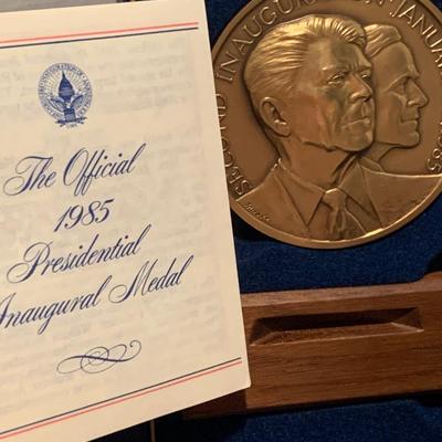Large White House Collectibles Lot