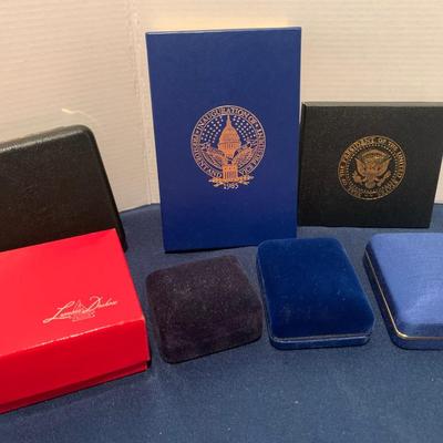 Large White House Collectibles Lot