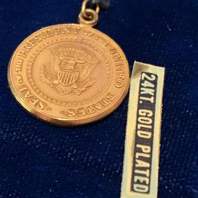 Large White House Collectibles Lot