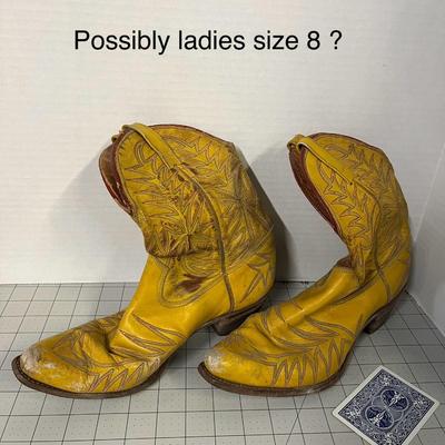 Acme Custom Yellow Cowboy Boots - Women Size 8