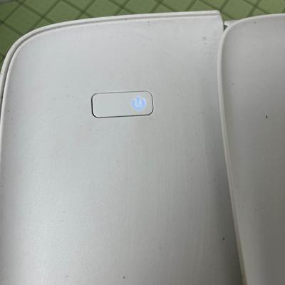 HP Deskjet 1112 Printer & Paper