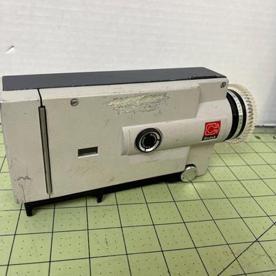 Vintage 1965 Kodak Instamatic M6 Movie Camera with Film and Case