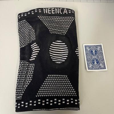 Wrist (2) and Knee Brace