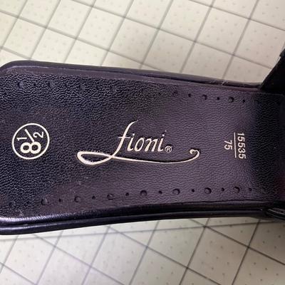 Fioni Black Wedge Sandal - Womens Size 8.5