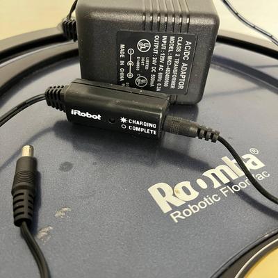 Roomba Robotic Floor Vacuum- Works!