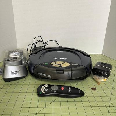 Roomba Robotic Floor Vacuum- Works!