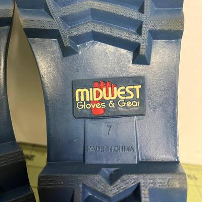 Midwest Rubber Clogs - Womens Size 7