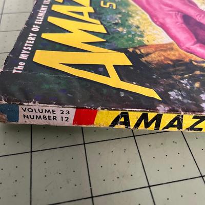 Vintage Amazing Stories - December 1949 Edition