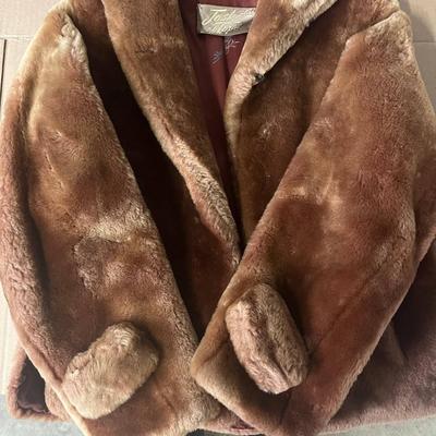 Joske's of Texas Faux Fur Coat - no listed size approximately a ladies medium