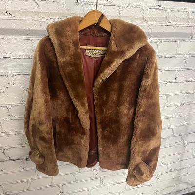 Joske's of Texas Faux Fur Coat - no listed size approximately a ladies medium
