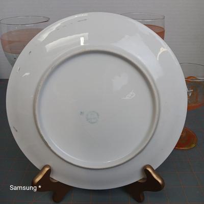 Decorative Fruit Plate with Display, Wine Glasses