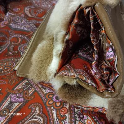 Garfinckel's Natural Guanaco Fur-no listed size, likely womenâ€™s medium