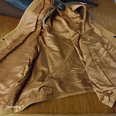 Orvis Leather Vest - Size Large great condition