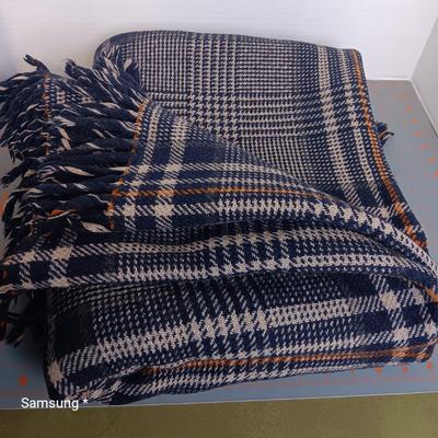 Plaid Tassel Blanket