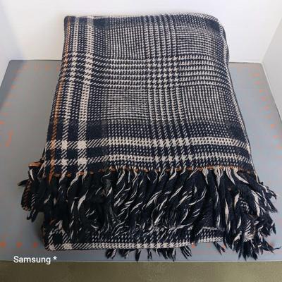 Plaid Tassel Blanket