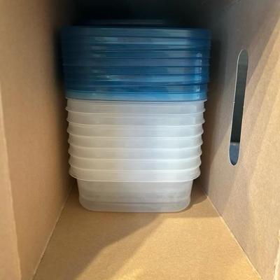 Lot 253 food storage containers