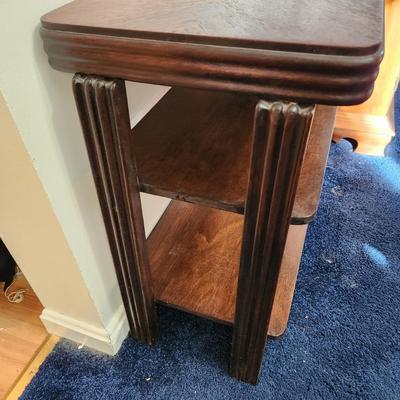 Vintage 3 Tier Side Table 25x13x23"H