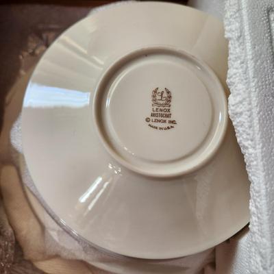 37 piece set Lenox Aristocrat China Lot includes box of Four 5 piece place setting