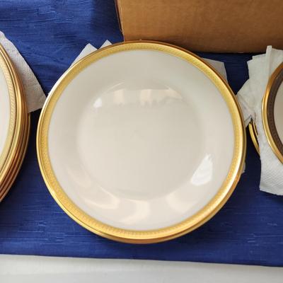 37 piece set Lenox Aristocrat China Lot includes box of Four 5 piece place setting