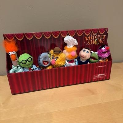 Lot 232 2004 Sababa Toys The Muppet Show Mini Plush Set of 8 still in box