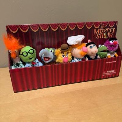Lot 233 2004 Sababa Toys The Muppet Show Mini Plush Set of 8 still in box