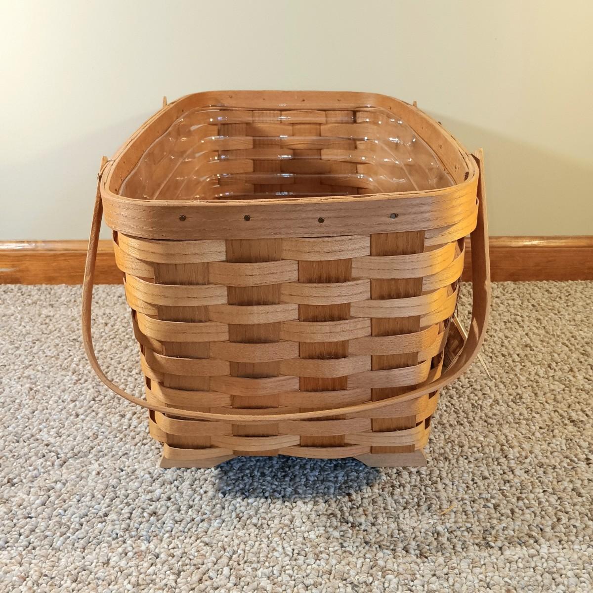 LOT 33K Peterboro Basket Co. Large Footed Basket