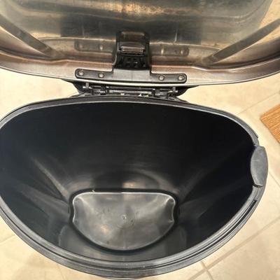 Lot 262 stainless steel trash can