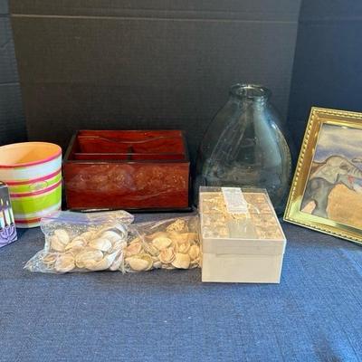 Lot 269 Home decor