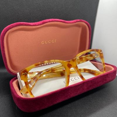 Gucci glasses frames red velvet case